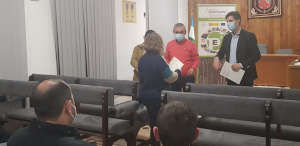Entrega de diplomas del curso Elaboración de productos a raíz del aceite de oliva Ed. 6 en Mengíbar