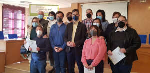 Entrega de diplomas del curso Elaboración de productos a raíz del aceite de oliva Ed. 5 en Huelma